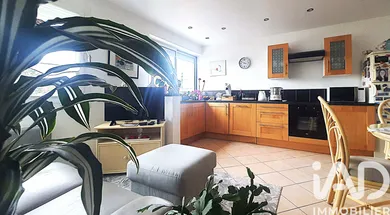 Apartment in Peymeinade (06530)