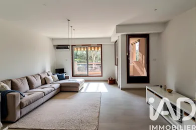 Apartment in Aix-en-Provence (13100)