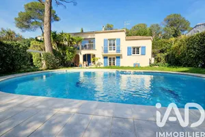 Maison à Fréjus (83600)