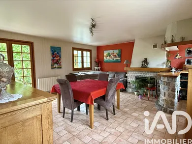 House in Bernay (27300)
