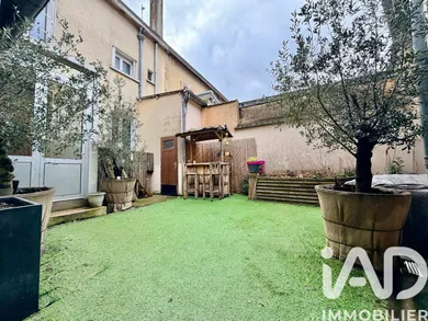 Village house in Mailly-Champagne (51500)