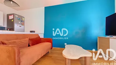 Apartment in Thiais (94320)