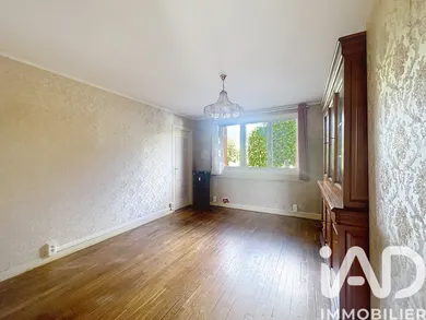 Apartment in Chelles (77500)