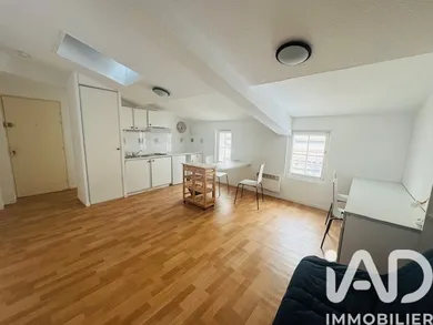 Apartment in Bordeaux (33000)