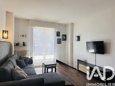 Apartment in Villeneuve-Loubet (06270)