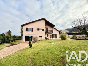 Maison à Saint-Savin (38300)