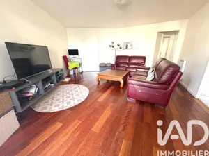 Apartment in Vauréal (95490)