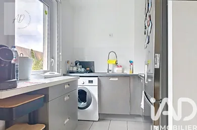 Apartment in Thiais (94320)