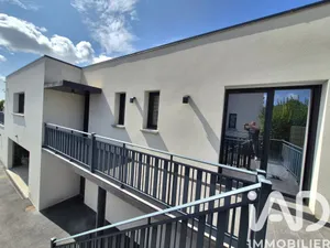 Maison d'architecte à Champigny (51370)