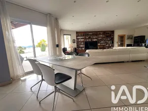 Architectural house in Mercurol (26600)