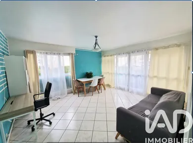 Apartment in Yerres (91330)