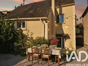 Maison de ville à Saint-Arnoult-en-Yvelines (78730)