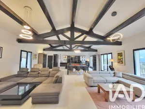 Maison à Cuers (83390)