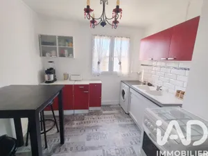 Apartment in Reims (51100)