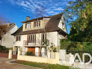 House in Bièvres (91570)