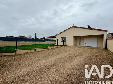 Detached house in La Rochette (16110)