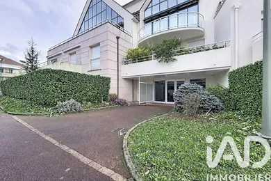 Apartment in Ozoir-la-Ferrière (77330)