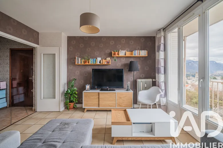 Appartement 4 pièces 88 m² · à Voiron · 88 m² · 175 000 €