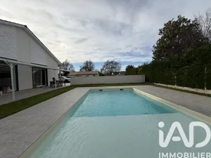 House in Ambarès-et-Lagrave (33440)