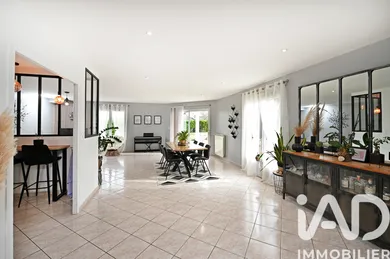House in Saucats (33650)