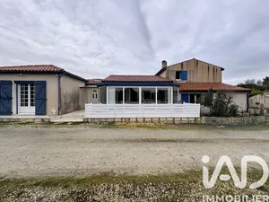 Traditional house in Charron (17230)