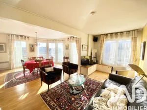 Appartement à Suresnes (92150)