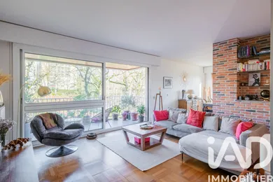 Apartment in Garches (92380)