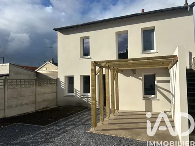 Apartment in Reims (51100)