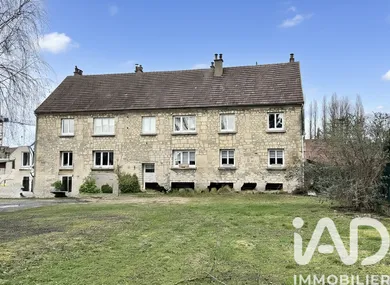 Apartment in Saint-Leu-d'Esserent (60340)