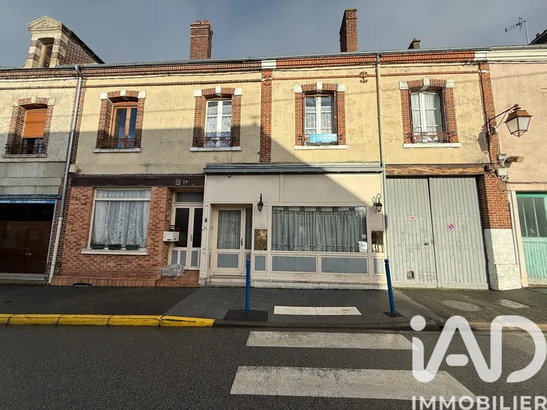 Maison 6 pièces 144 m² · à Droué · 144 m² · 120 000 €