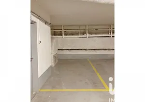Parking à Paris (75001)