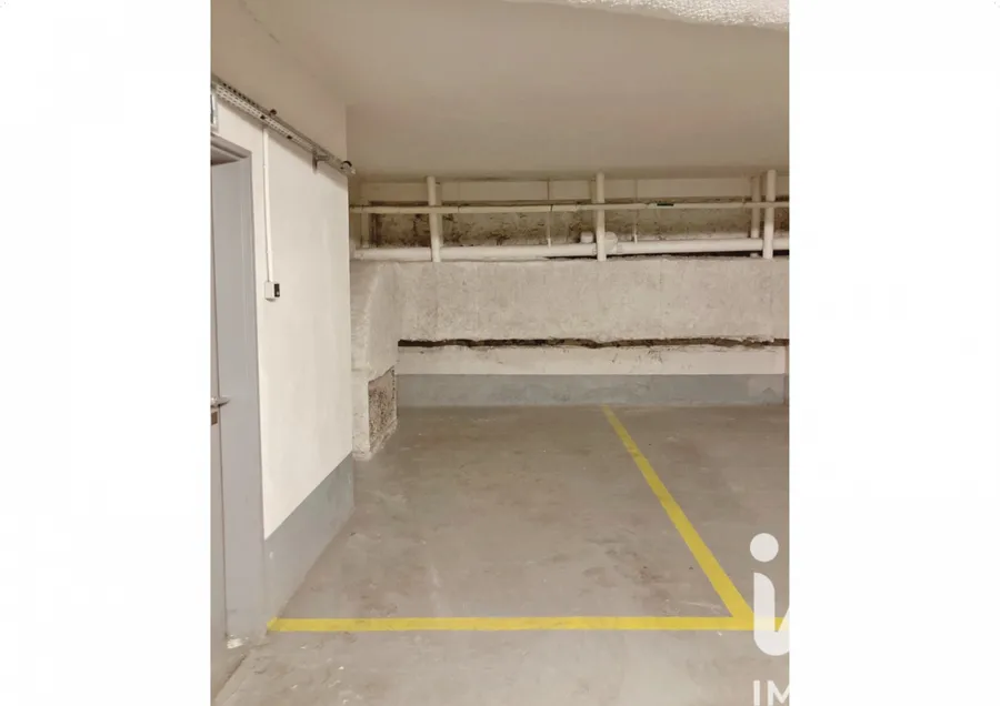 Parking à Paris (75001) photo 3