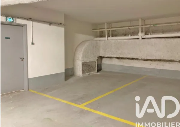 Parking à Paris (75001) photo 2