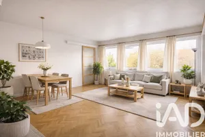 Apartment in Chevilly-Larue (94550)