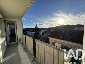Apartment in Cahors (46000)