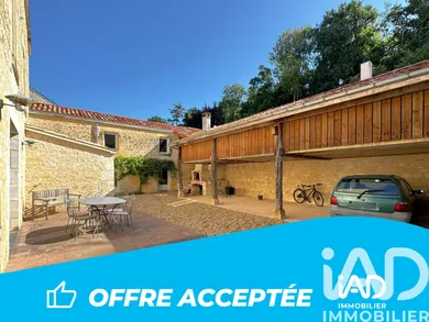 Townhouse in Fontenay-le-Comte (85200)