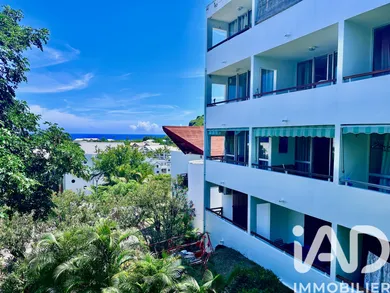 Apartment in Saint-Paul (97434)