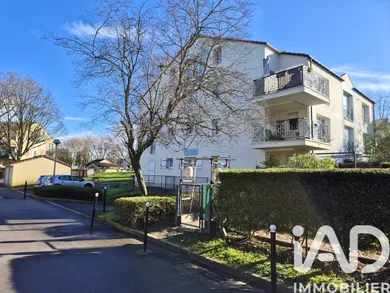 Apartment in Évry (91000)