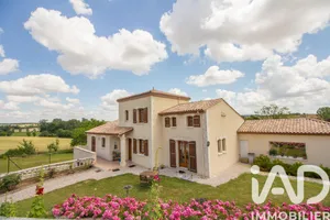 House in Montignac-Charente (16330)