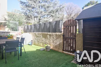 Apartment in Ollioules (83190)