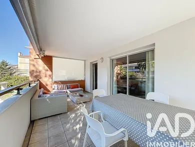 Apartment in Cannes (06400)