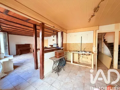 Townhouse in Availles-Limouzine (86460)