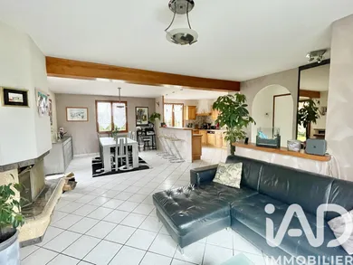 Maison traditionnelle à Couëron (44220)