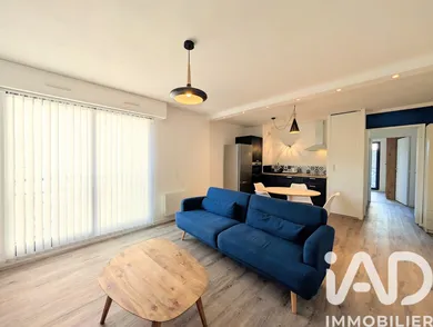 Apartment in Bordeaux (33300)