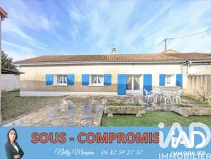 Maison de village à Tercé (86800)