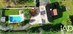 Architectural house in Doazon (64370)