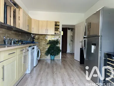 Apartment in Villeneuve-Loubet (06270)