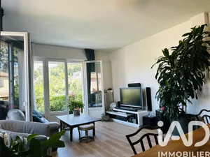 Appartement à Villeneuve-Loubet (06270)