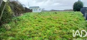 Building plot in AVESSAC (44460)