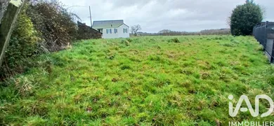 Building plot in AVESSAC (44460)